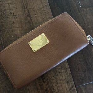 Michael Kors Camel Zip Wallet, Long